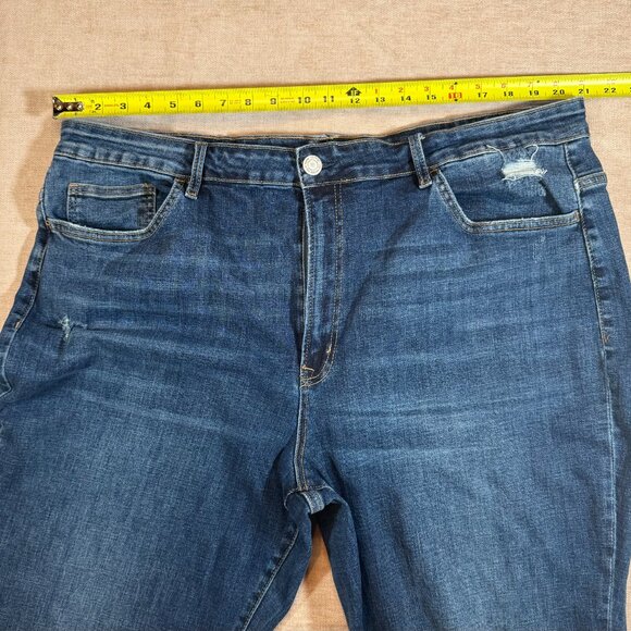 Vervet Distressed High Rise Jeans Size 22 Plus - Picture 5 of 10